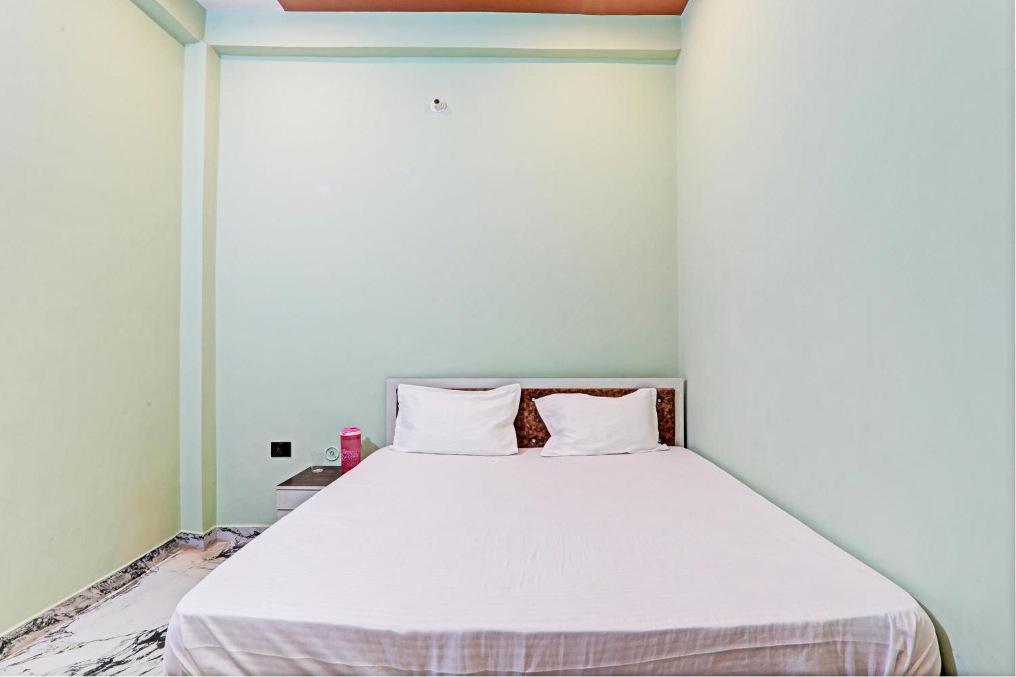Oyo Green Valley Guest House Sultānpur Екстериор снимка