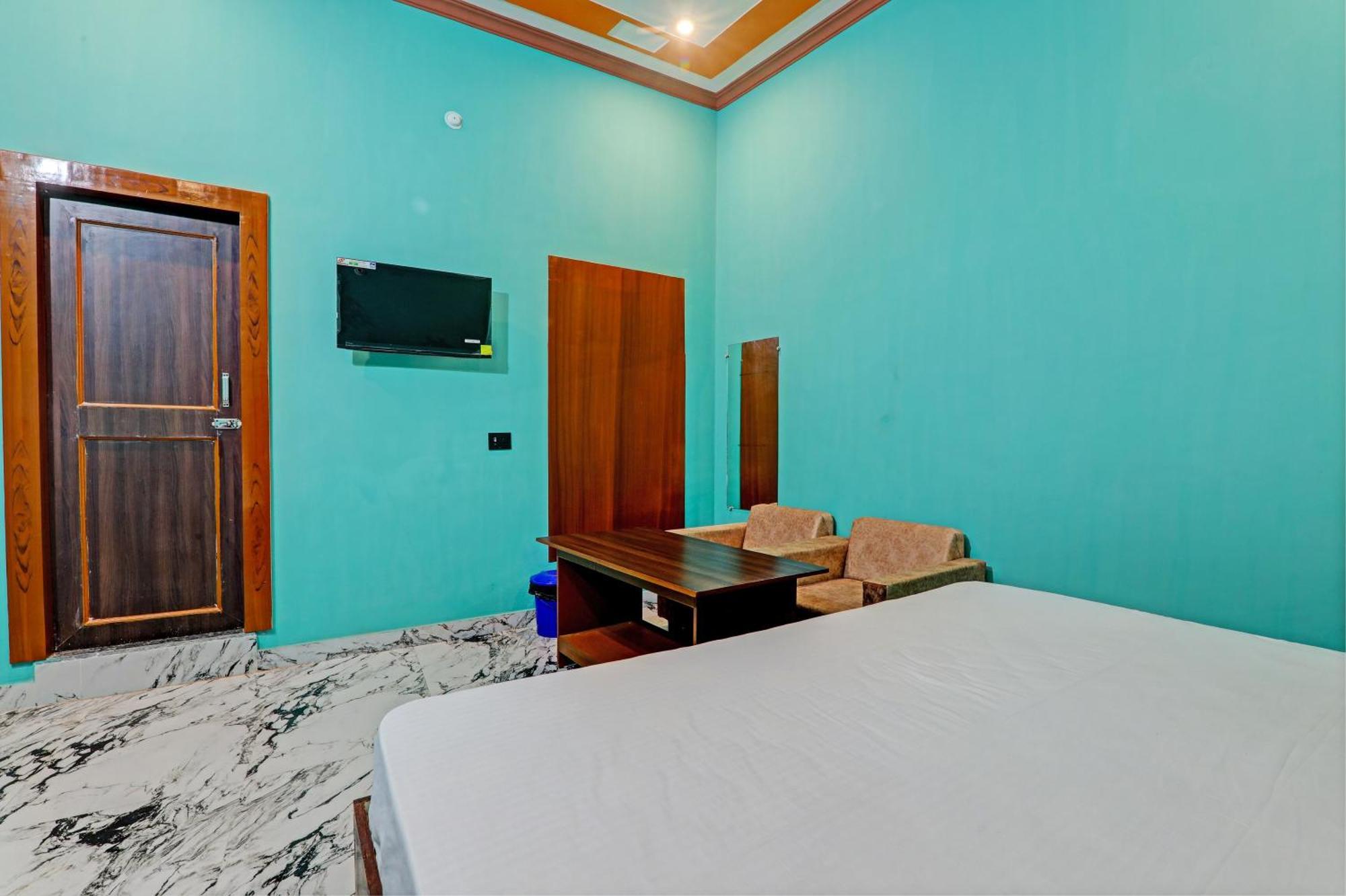 Oyo Green Valley Guest House Sultānpur Екстериор снимка